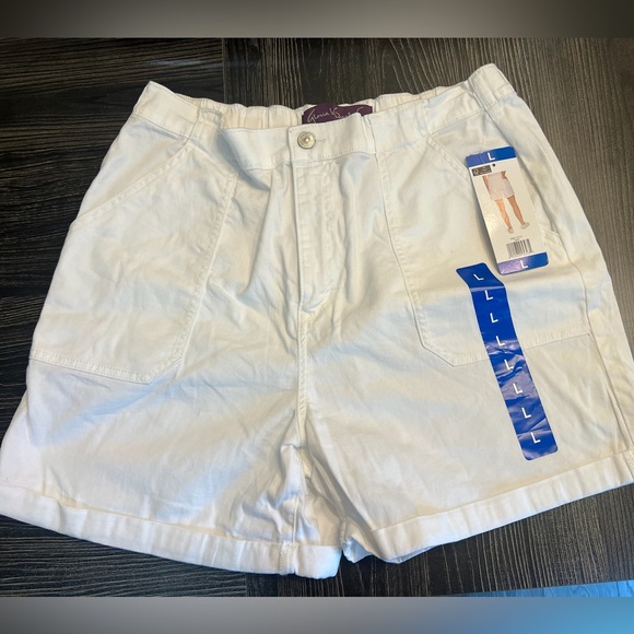 Gloria Vanderbilt white shorts size Large - Picture 1 of 3